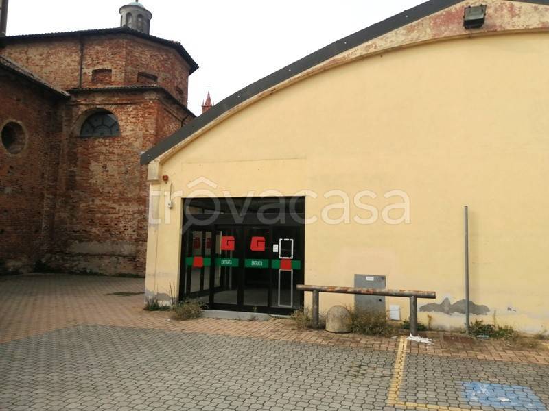 locale commerciale in vendita a Mede