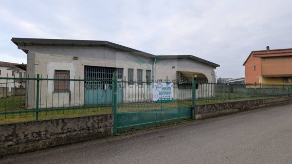 ufficio in vendita a Mede