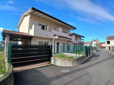 casa indipendente in vendita a Mede