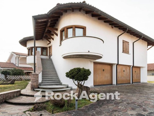 casa indipendente in vendita a Mede