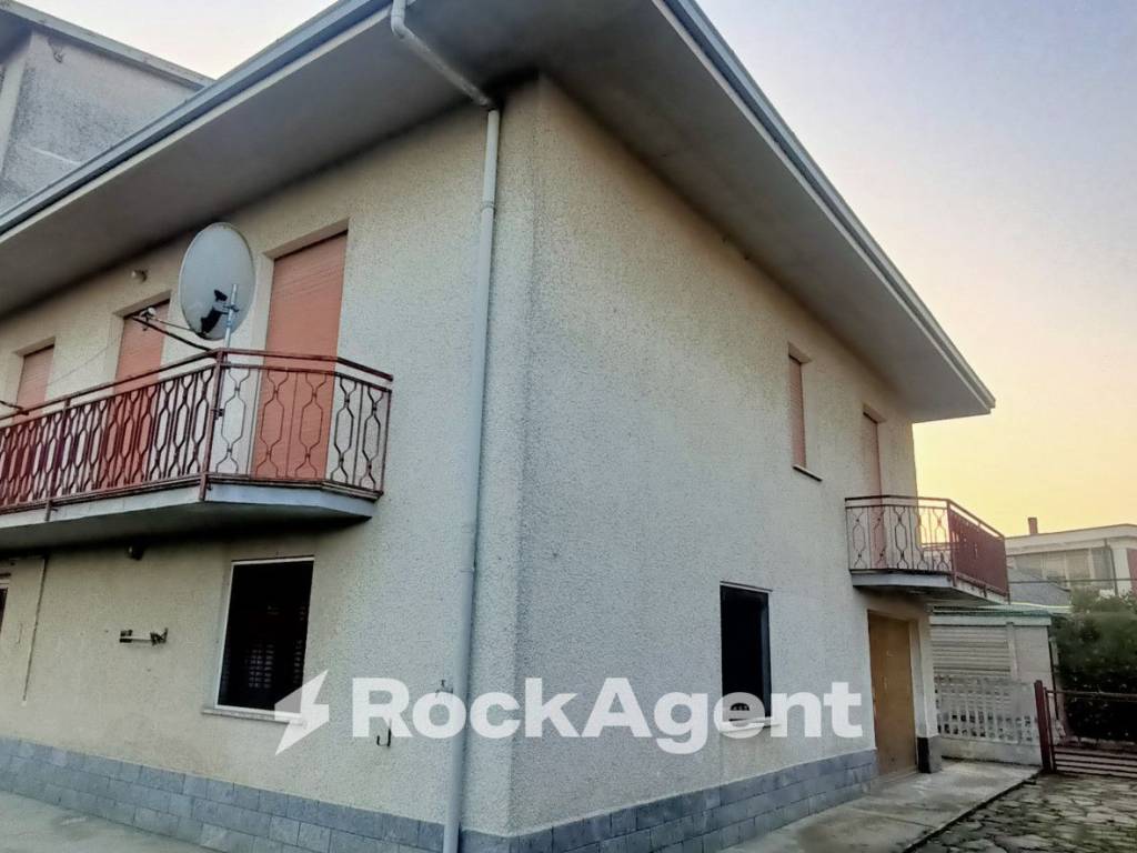 casa indipendente in vendita a Mede