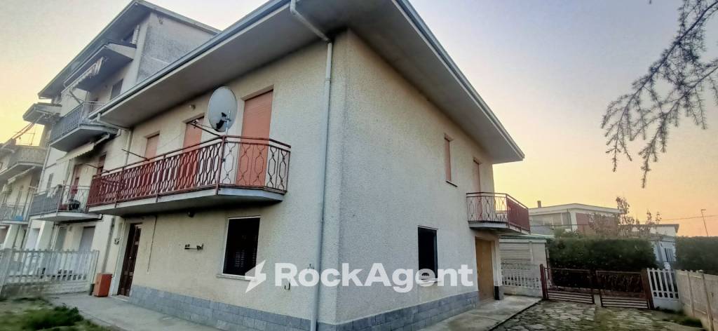 casa indipendente in vendita a Mede