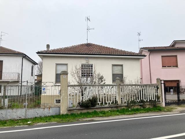 casa indipendente in vendita a Mede