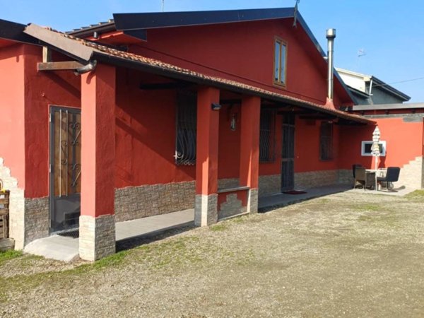 casa indipendente in vendita a Mede