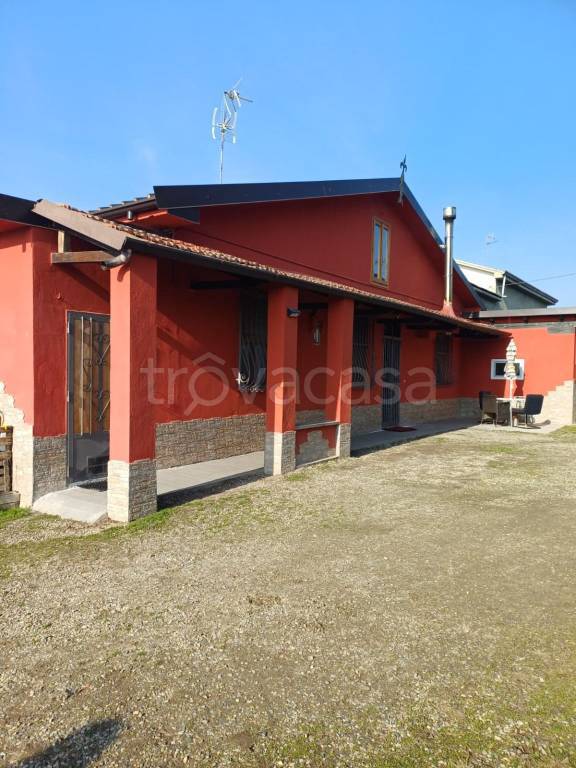 casa indipendente in vendita a Mede