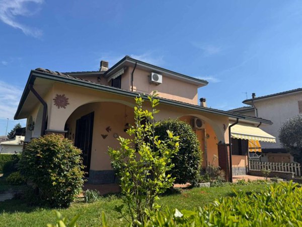 casa indipendente in vendita a Mede
