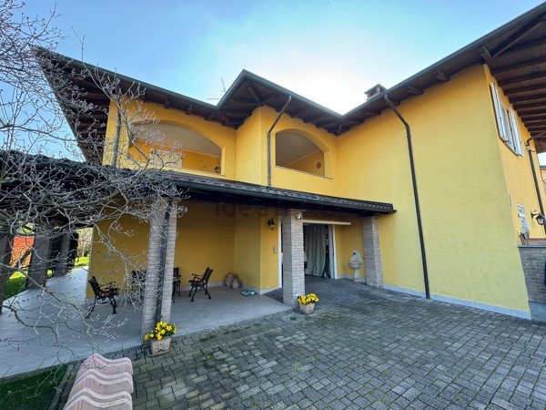 casa indipendente in vendita a Mede