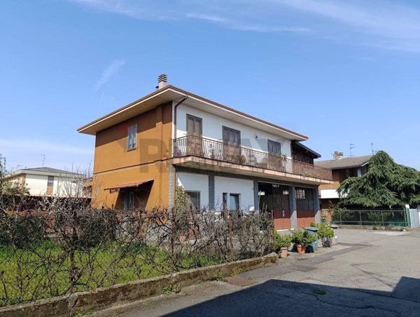 casa indipendente in vendita a Mede