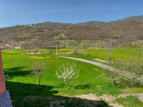 casa indipendente in vendita a Menconico