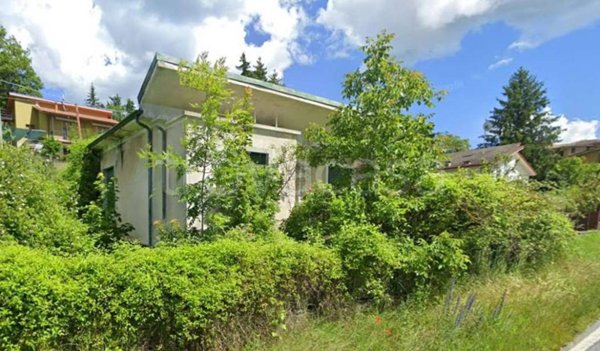 casa indipendente in vendita a Menconico