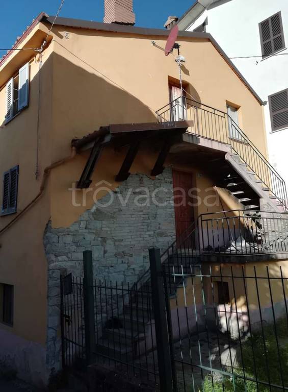 appartamento in vendita a Menconico