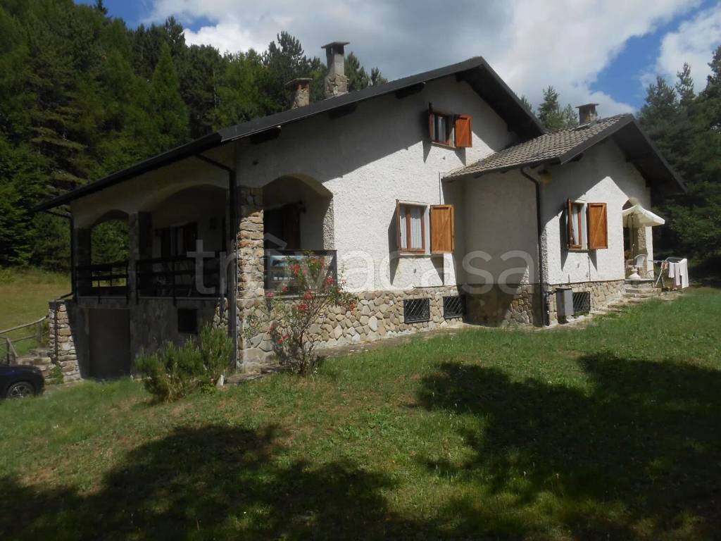 casa indipendente in vendita a Menconico