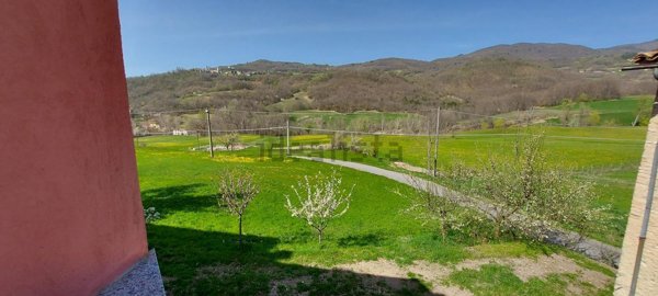 casa indipendente in vendita a Menconico