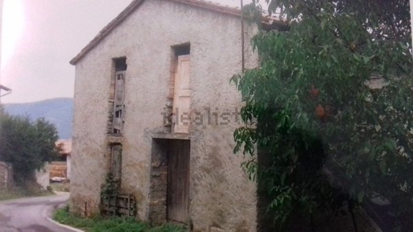 appartamento in vendita a Menconico in zona Carrobiolo