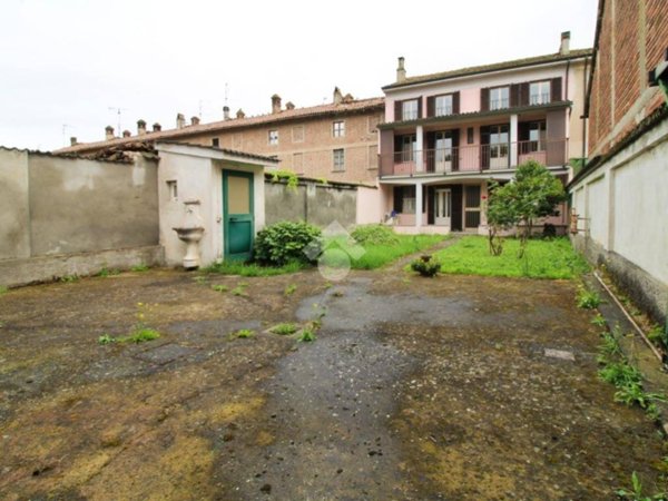 casa indipendente in vendita a Mezzana Bigli