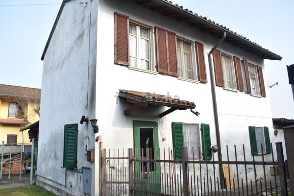 casa indipendente in vendita a Mezzana Bigli