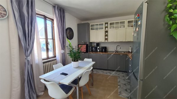 casale in vendita a Mezzana Bigli in zona Balossa Bigli
