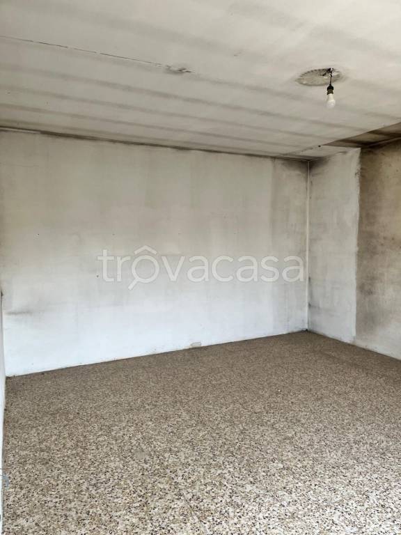 casa indipendente in vendita a Mezzana Bigli
