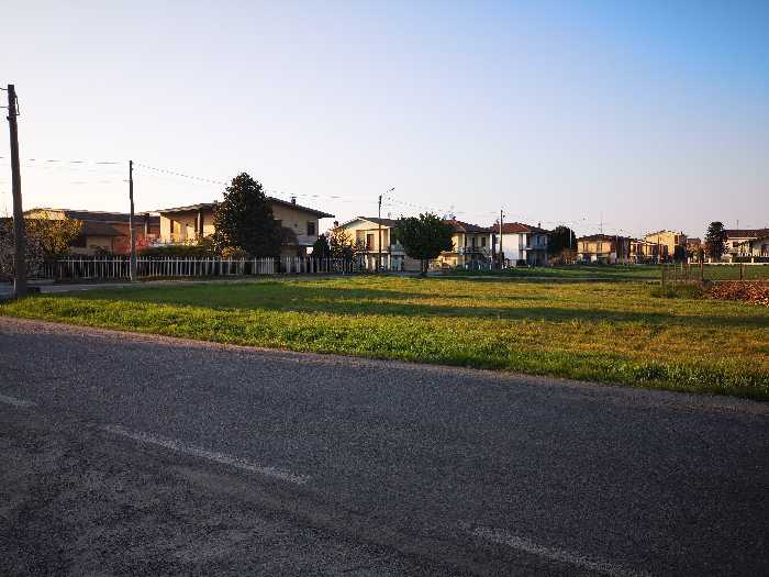 terreno edificabile in vendita a Mezzanino