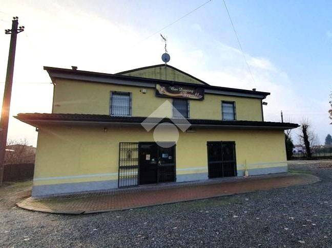 locale commerciale in vendita a Mezzanino