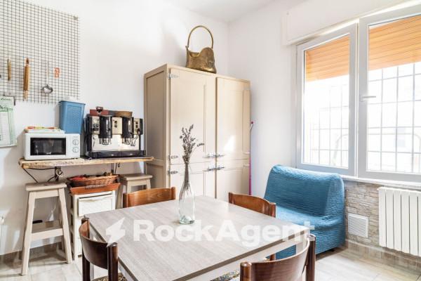 casa indipendente in vendita a Mezzanino