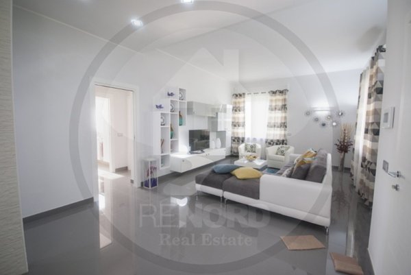 casa indipendente in vendita a Mezzanino