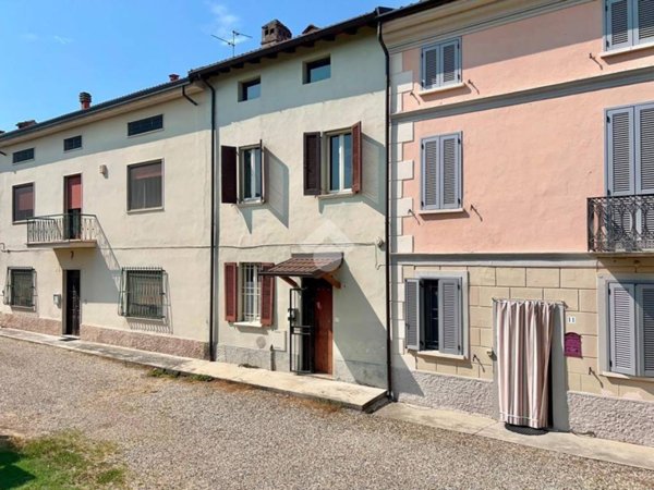 casa indipendente in vendita a Mezzanino