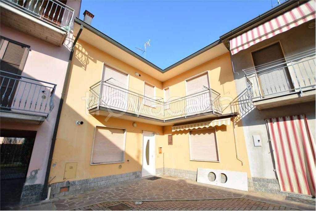 casa indipendente in vendita a Miradolo Terme