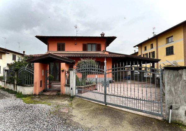 casa indipendente in vendita a Miradolo Terme