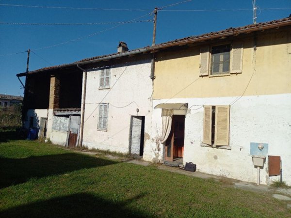 appartamento in vendita a Miradolo Terme in zona Camporinaldo