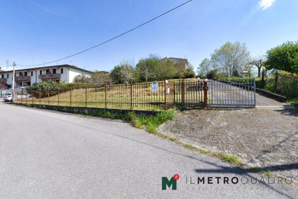casa indipendente in vendita a Miradolo Terme