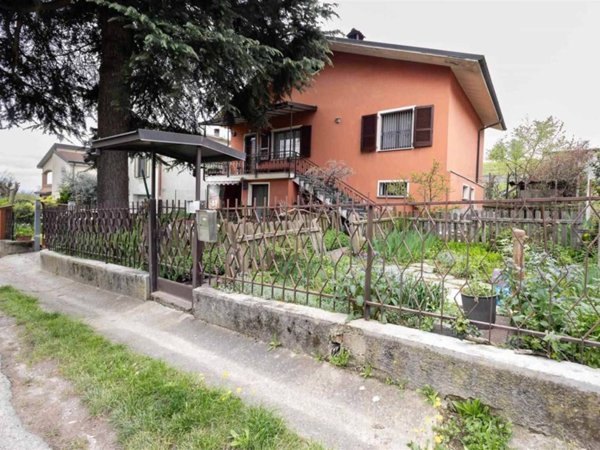 casa indipendente in vendita a Miradolo Terme