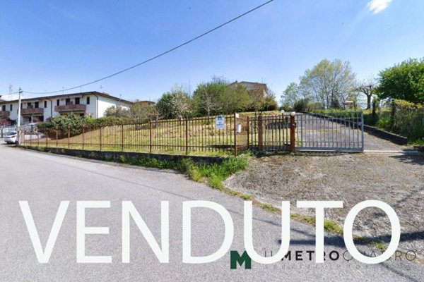 casa indipendente in vendita a Miradolo Terme