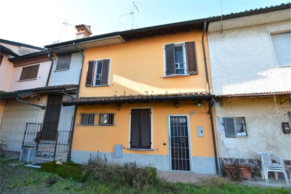 appartamento in vendita a Miradolo Terme in zona Camporinaldo