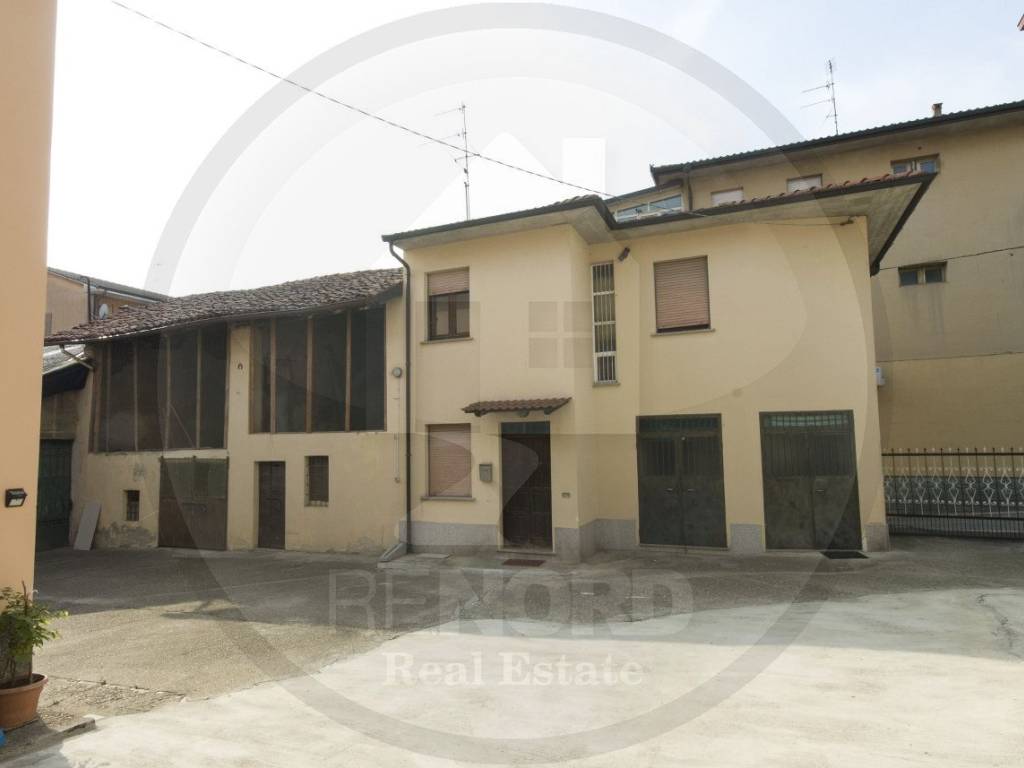casa indipendente in vendita a Miradolo Terme