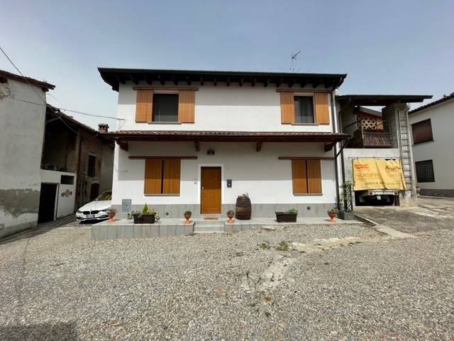 casa indipendente in vendita a Miradolo Terme