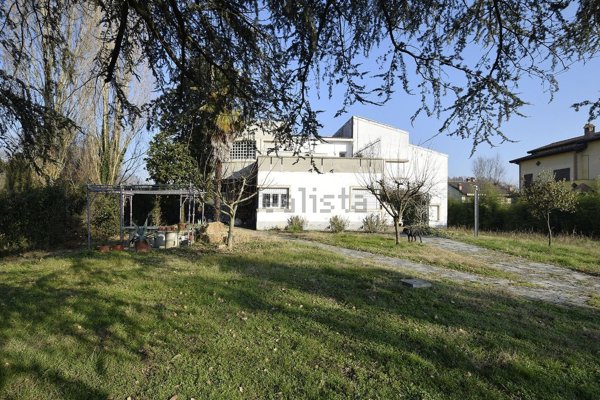 casa indipendente in vendita a Miradolo Terme in zona Terme di Miradolo