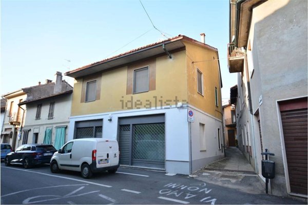 casa indipendente in vendita a Miradolo Terme