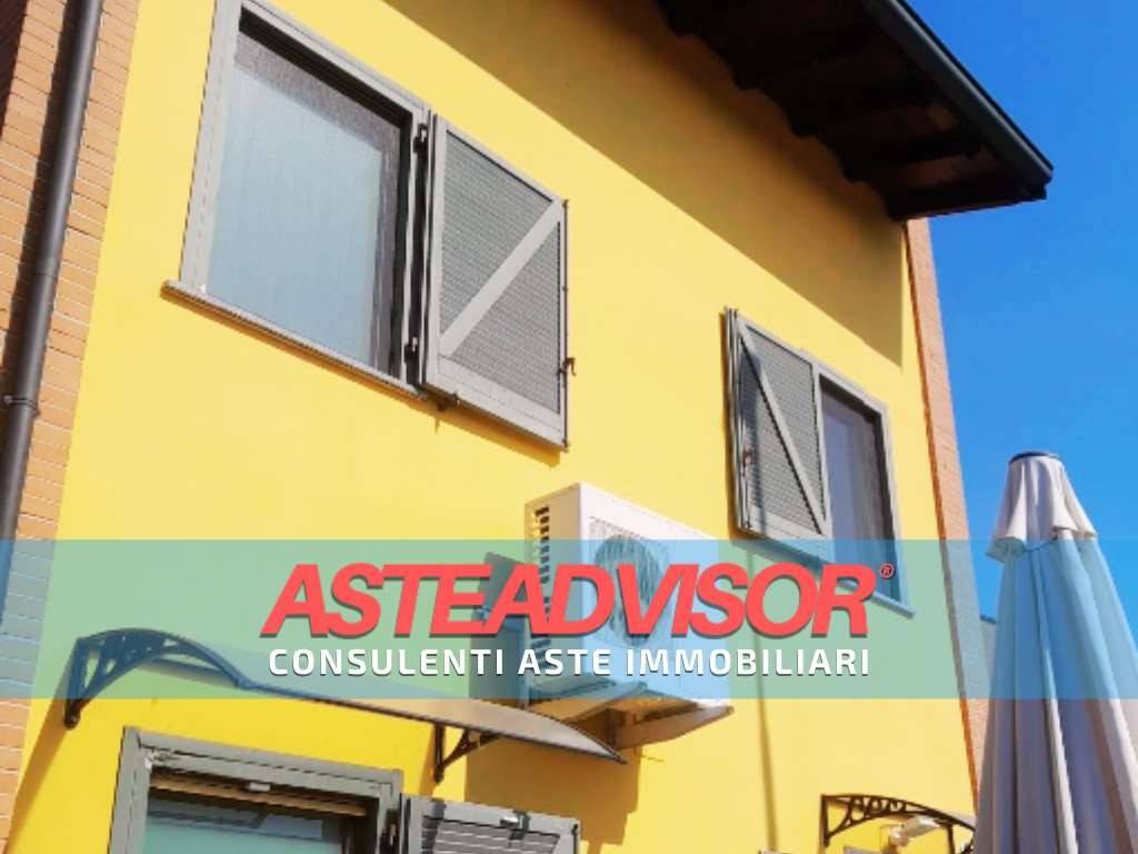 casa indipendente in vendita a Miradolo Terme