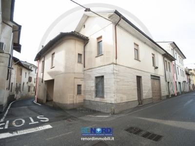 casa indipendente in vendita a Miradolo Terme