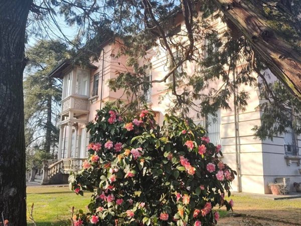 casa indipendente in vendita a Miradolo Terme in zona Terme di Miradolo