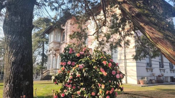 casa indipendente in vendita a Miradolo Terme in zona Terme di Miradolo