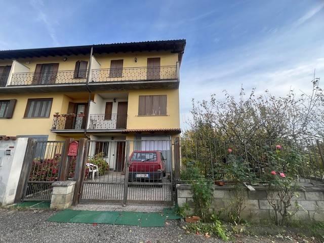 casa indipendente in vendita a Miradolo Terme