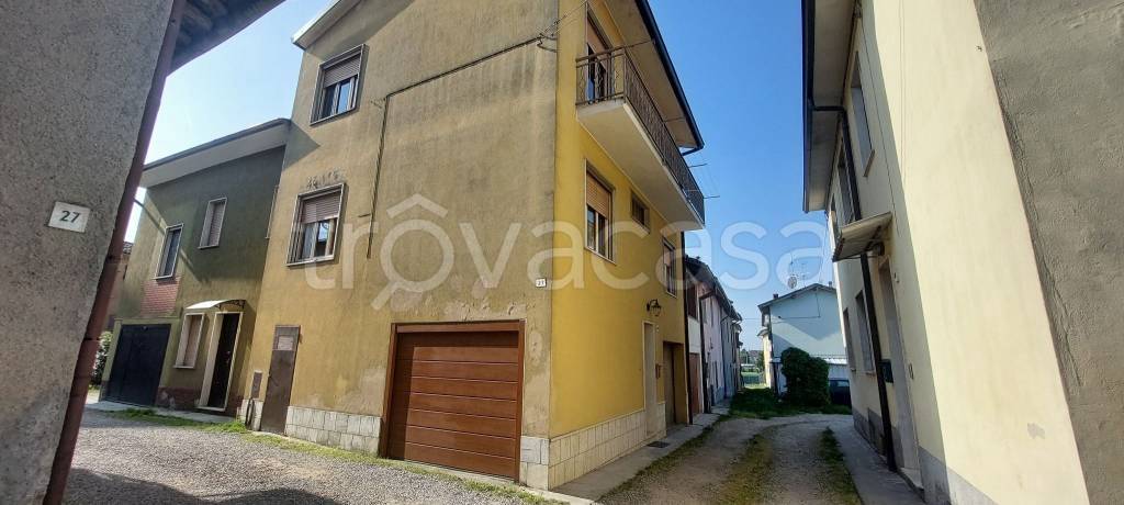casa indipendente in vendita a Miradolo Terme