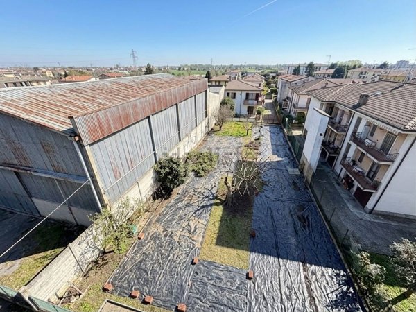terreno edificabile in vendita a Miradolo Terme