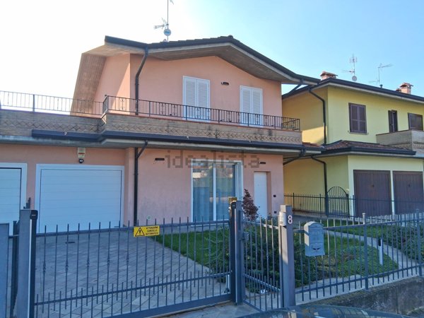 casa indipendente in vendita a Miradolo Terme