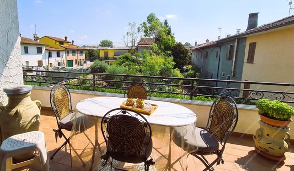 casa indipendente in vendita a Miradolo Terme in zona Terme di Miradolo
