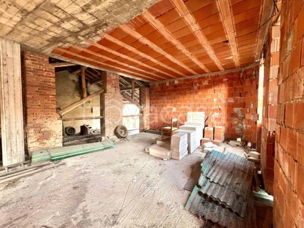 casa indipendente in vendita a Miradolo Terme
