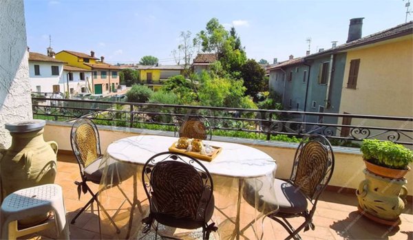casa indipendente in vendita a Miradolo Terme in zona Camporinaldo
