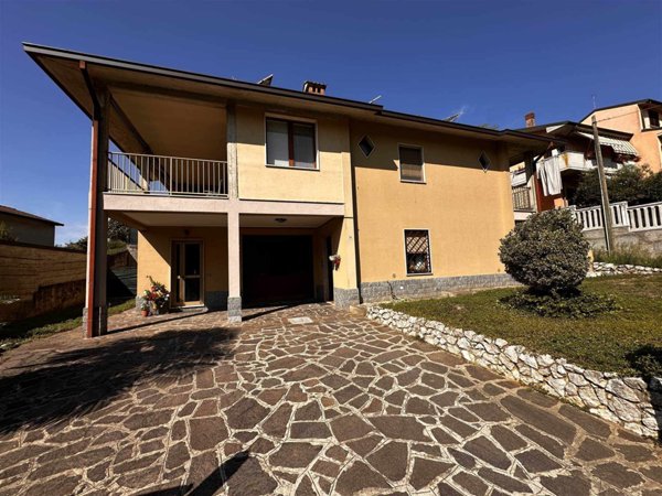 casa indipendente in vendita a Miradolo Terme in zona Camporinaldo